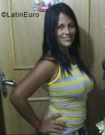 Date this cute Venezuela girl Carolina from Guanare VE2061