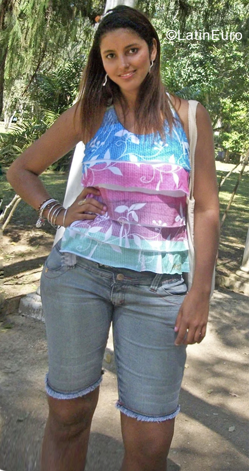 Date this delightful Brazil girl Lucia from Rio de Janeiro BR10618