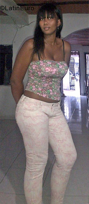 Date this passionate Colombia girl Ana from Cali CO24159