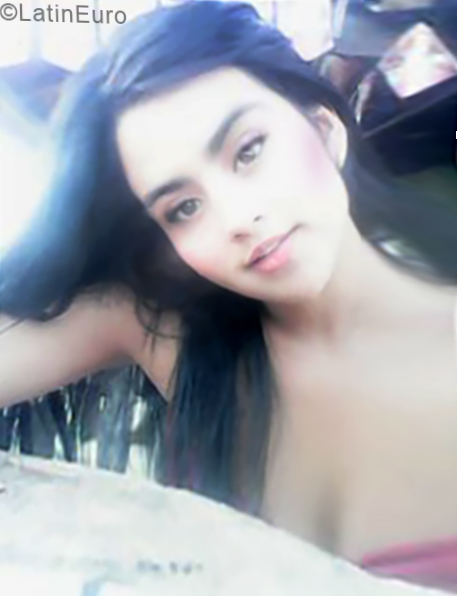 Date this exotic Colombia girl Estefany from Medellin CO24170