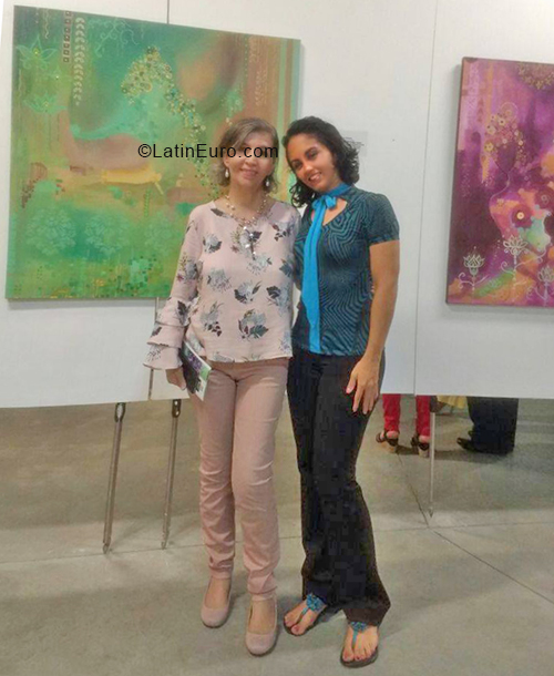 Date this georgeous Colombia girl Patricia from Cali CO24274