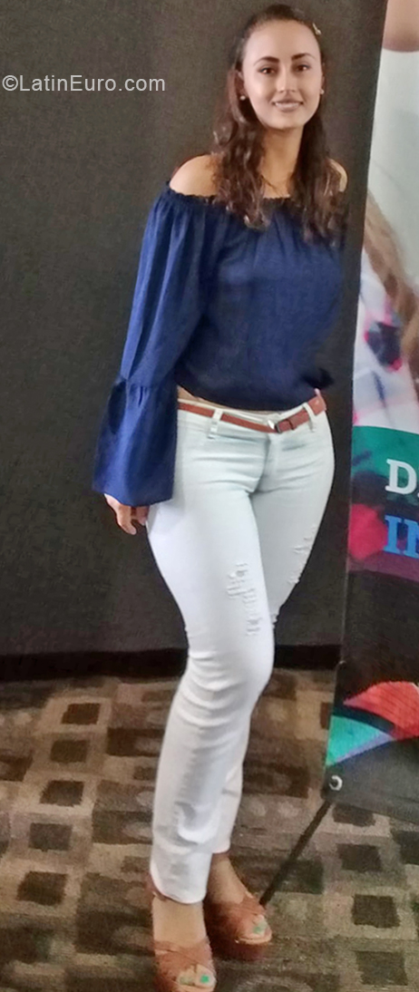 Date this tall Colombia girl Erika from Medellin CO24324