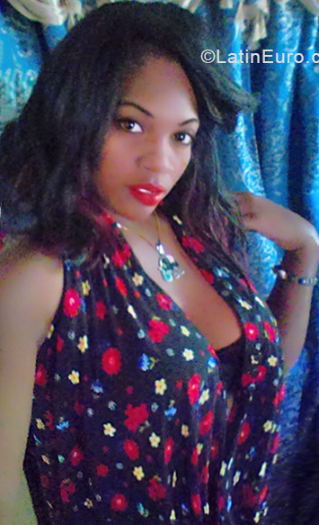 Date this tall Dominican Republic girl Altagracia from La Romana DO33139