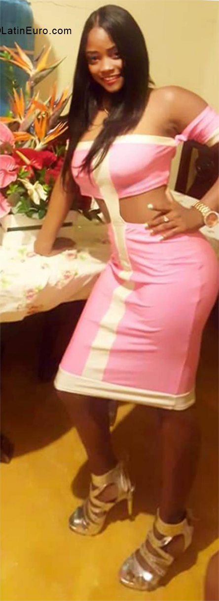 Date this cute Dominican Republic girl Yesmilyin from Puerto Plata DO33211