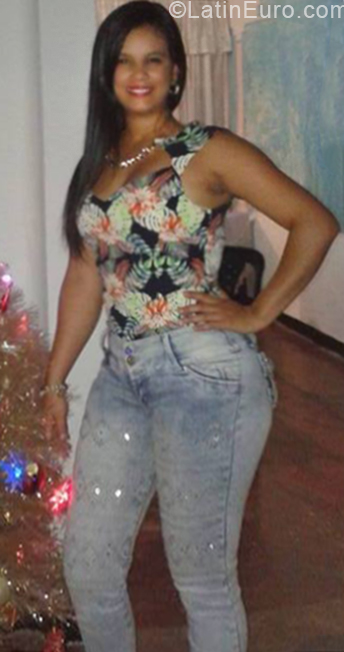 Date this passionate Colombia girl Katherine from Cali CO24417