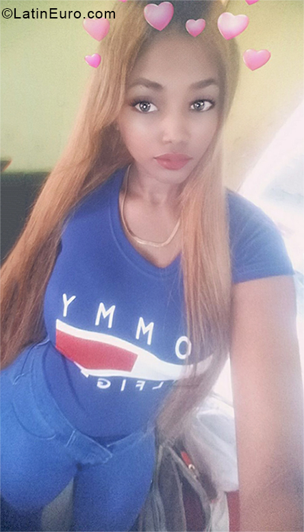 Date this attractive Dominican Republic girl Anabell from Santo Domingo DO33342