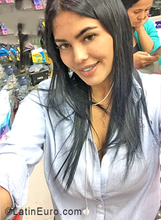 Date this exotic Colombia girl Kelly from Barranquilla CO24516