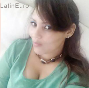 Date this beautiful Dominican Republic girl MARIA from Santo Domingo DO33363