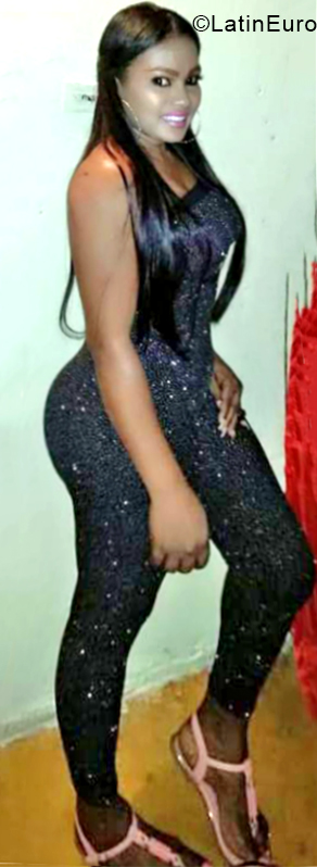 Date this funny Dominican Republic girl Johanna from La Romana DO33372