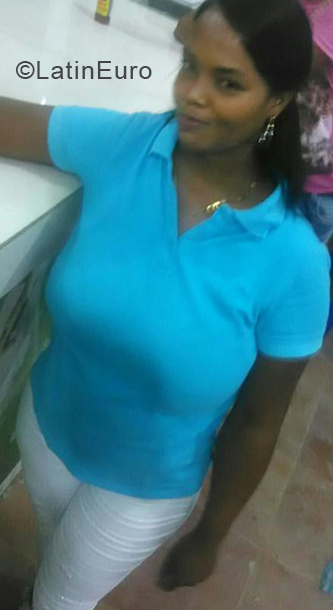 Date this passionate Dominican Republic girl Santa from Santo Domingo DO33402