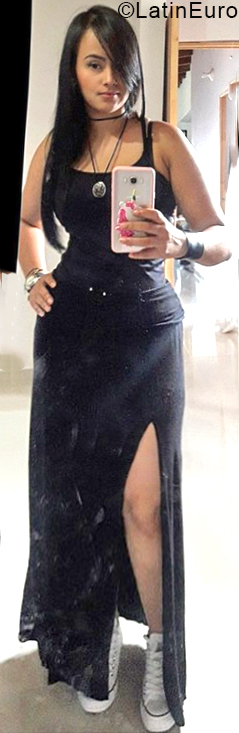 Date this good-looking Colombia girl Ana maria from Medellin CO24577