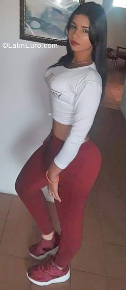 Date this athletic Venezuela girl Eriuis from trujillo VE1999