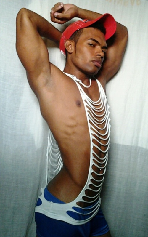 Date this fun Cuba man PatrickLooking from Santiago De Cuba CU430