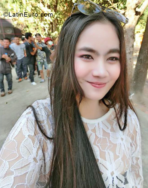 Date this gorgeous Thailand girl Nantana from Krung Thep TH17