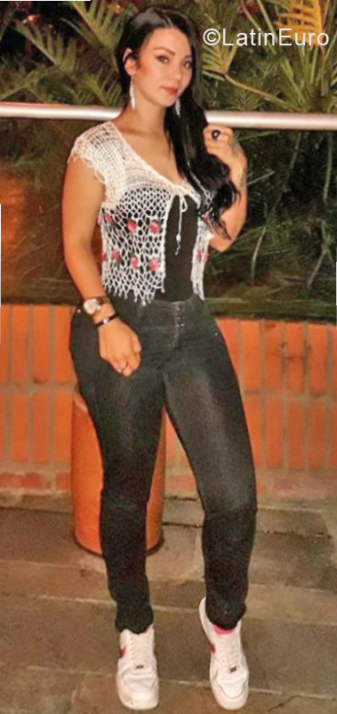 Date this sultry Colombia girl Nata from Medellin CO24663