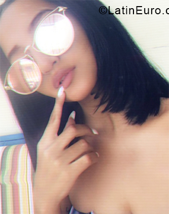 Date this lovely Dominican Republic girl Mayelin from Bonao DO33577