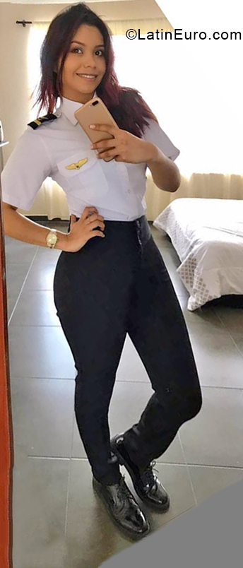 Date this young Ecuador girl Jazmin from Puyo EC292