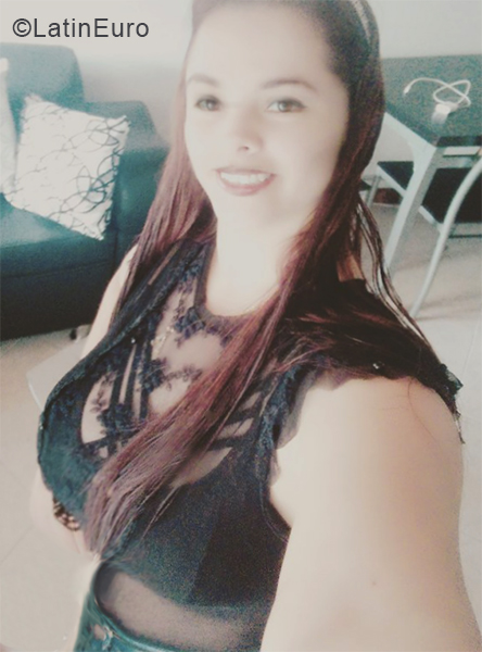 Date this charming Colombia girl Luisa fernanda from Medellín CO24680