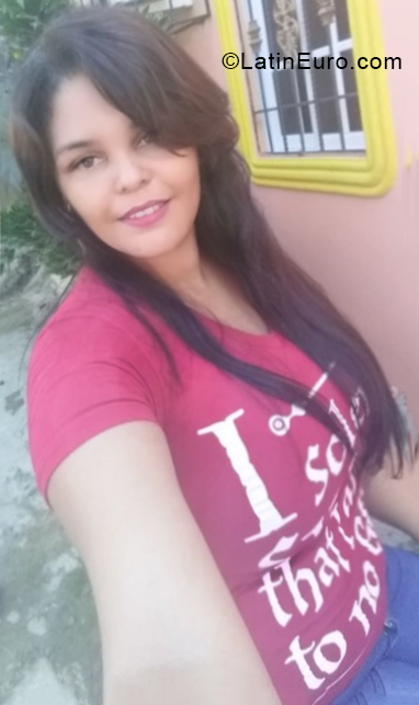 Date this gorgeous Dominican Republic girl Yesenia from Puerto Plata DO33681