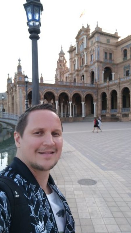 Date this voluptuous Spain man Leo from Las Palmas ES448