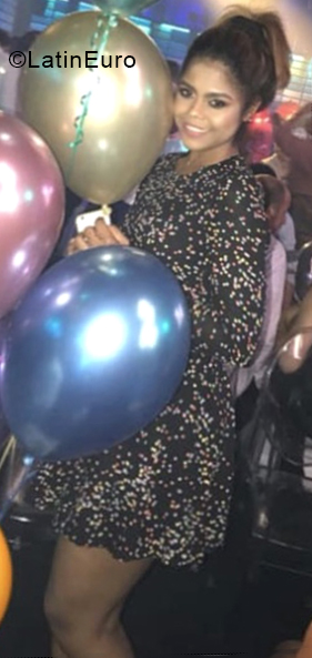 Date this young Dominican Republic girl Yicauri from Santo Domingo DO33718