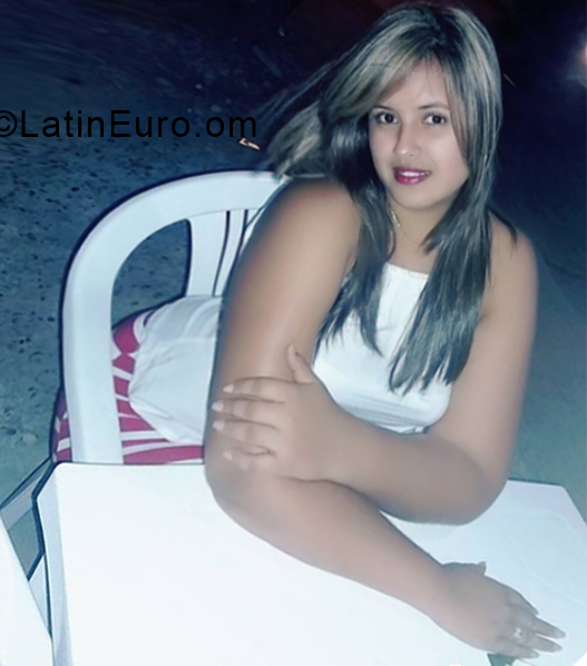 Date this funny Colombia girl Marina from Cartagena CO24753