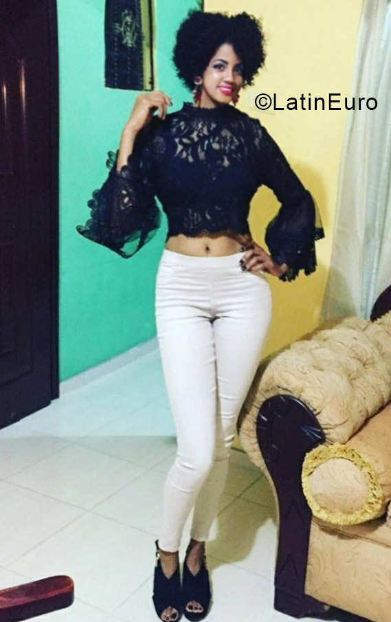 Date this cute Dominican Republic girl Norisil from Nagua DO33841