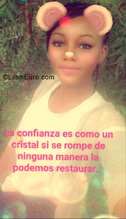 Date this stunning Dominican Republic girl Maria from Santiago DO33970