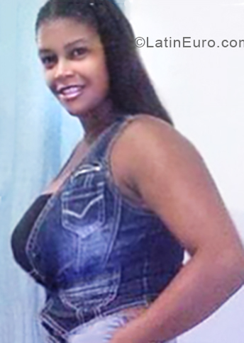 Date this beautiful Colombia girl Diana from Cali CO24917