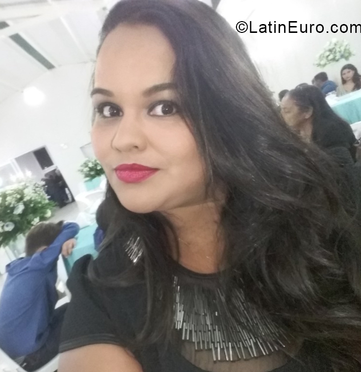 Date this sultry Brazil girl Railma from Gurupi BR10788