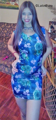 Date this pretty Venezuela girl Daniela from Maturin VE2182