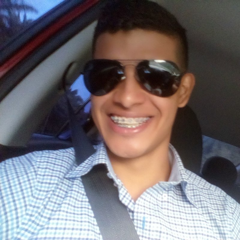 Date this sultry United States man David from Chicago US19825