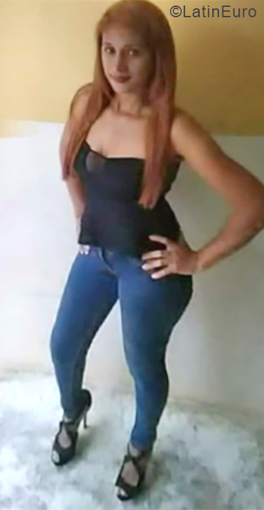 Date this charming Dominican Republic girl Dulce from La Vega DO34266