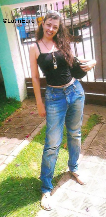 Date this fun Brazil girl Simona from NATAL BR10810