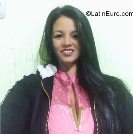 Date this fun Colombia girl Maryam from Bogota CO25198