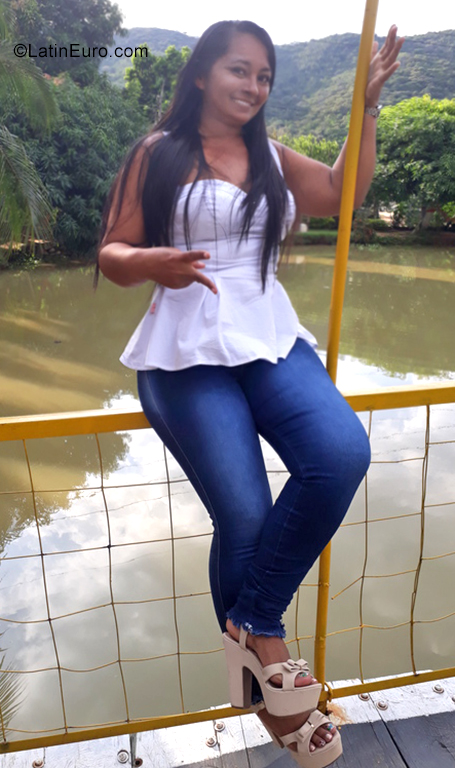 Date this pretty Colombia girl Derly from Cucuta CO25225