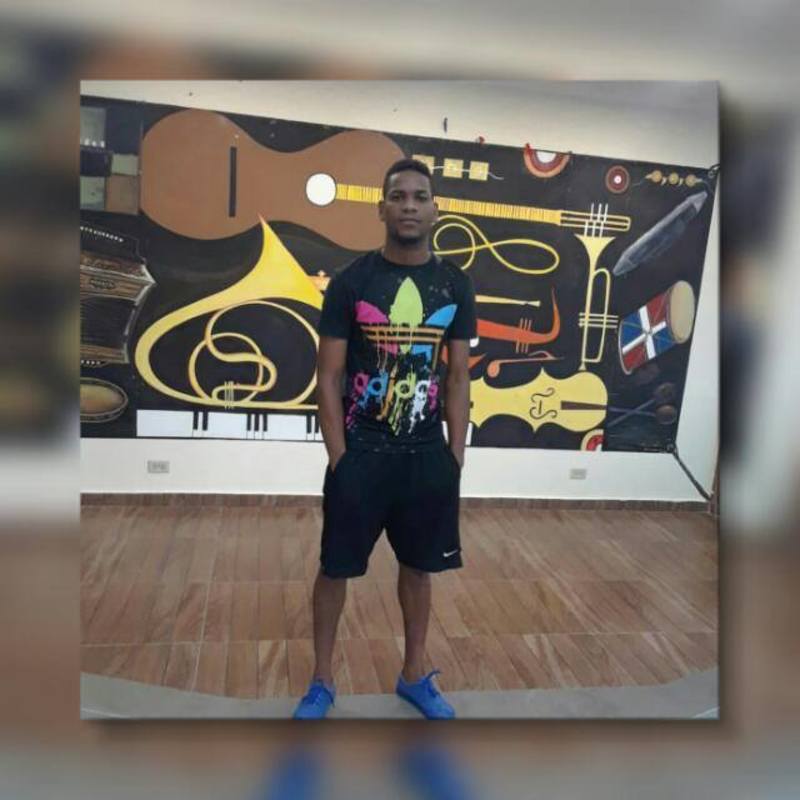 Date this attractive Dominican Republic man Robert from San Pedro DO34735