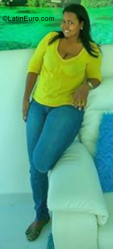 Date this cute Dominican Republic girl Yoselin from Santo Domingo DO34784