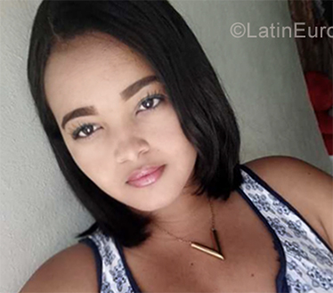 Date this voluptuous Dominican Republic girl Karelen from  DO34976