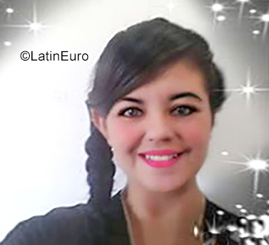 Date this stunning Venezuela girl Carolina from Maricaibo VE2428