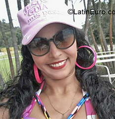 Date this cute Venezuela girl Ayara from Maracay VE2440