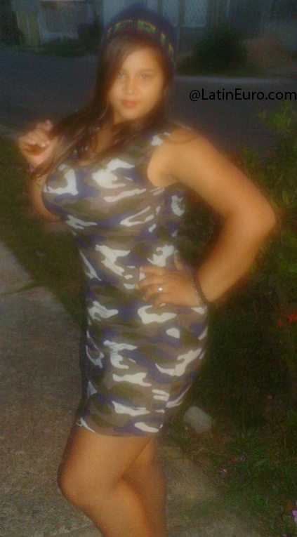 Date this funny Venezuela girl Maria from Ciudad Guayana VE2479