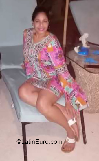 Date this fun United States girl Melida from West Palm Beach US20098