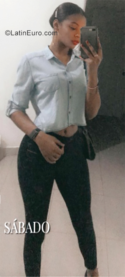 Date this hot Dominican Republic girl Griselda from Santiago DO37491