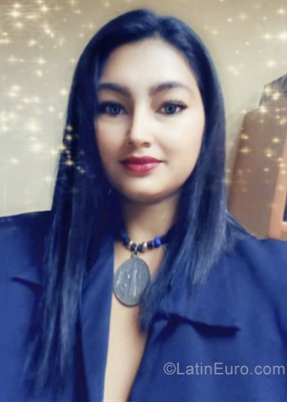 Date this tall Venezuela girl Rus from Caracas VE2527