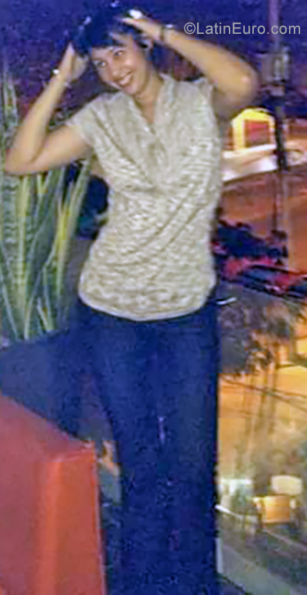 Date this hot Colombia girl Irina from Barranquilla CO25817