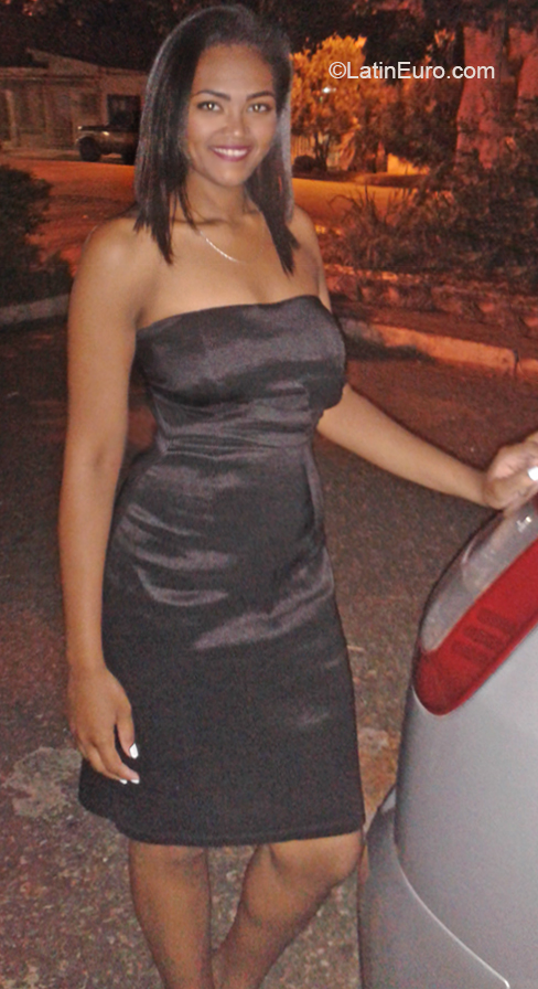 Date this sensual Colombia girl Yexily from Bogota CO25915