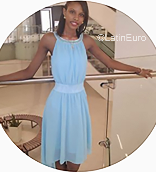 Date this good-looking Dominican Republic girl Scarlan from Santo Domingo DO35827