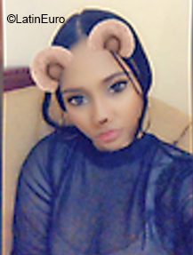 Date this happy Dominican Republic girl Maria from Santo Domingo DO36006