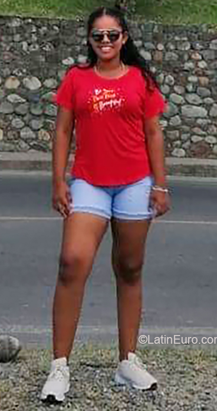 Date this athletic Colombia girl Diana from Monteria CO26131